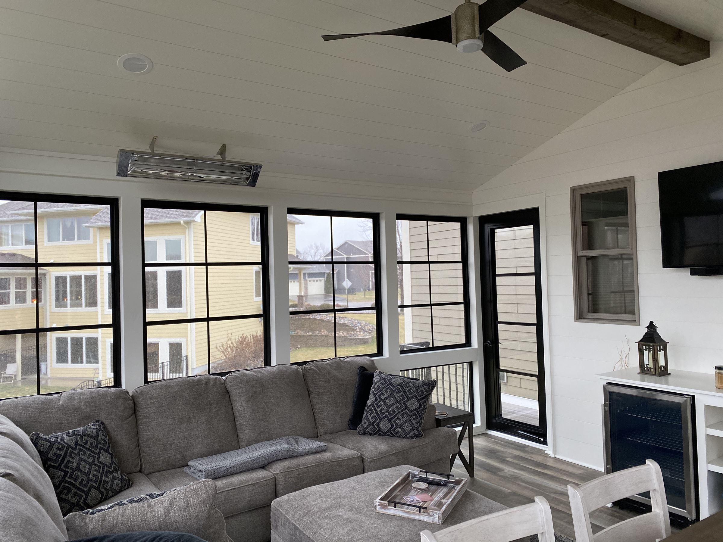 Infrared Heaters w/ 2- tubes for High/ Low