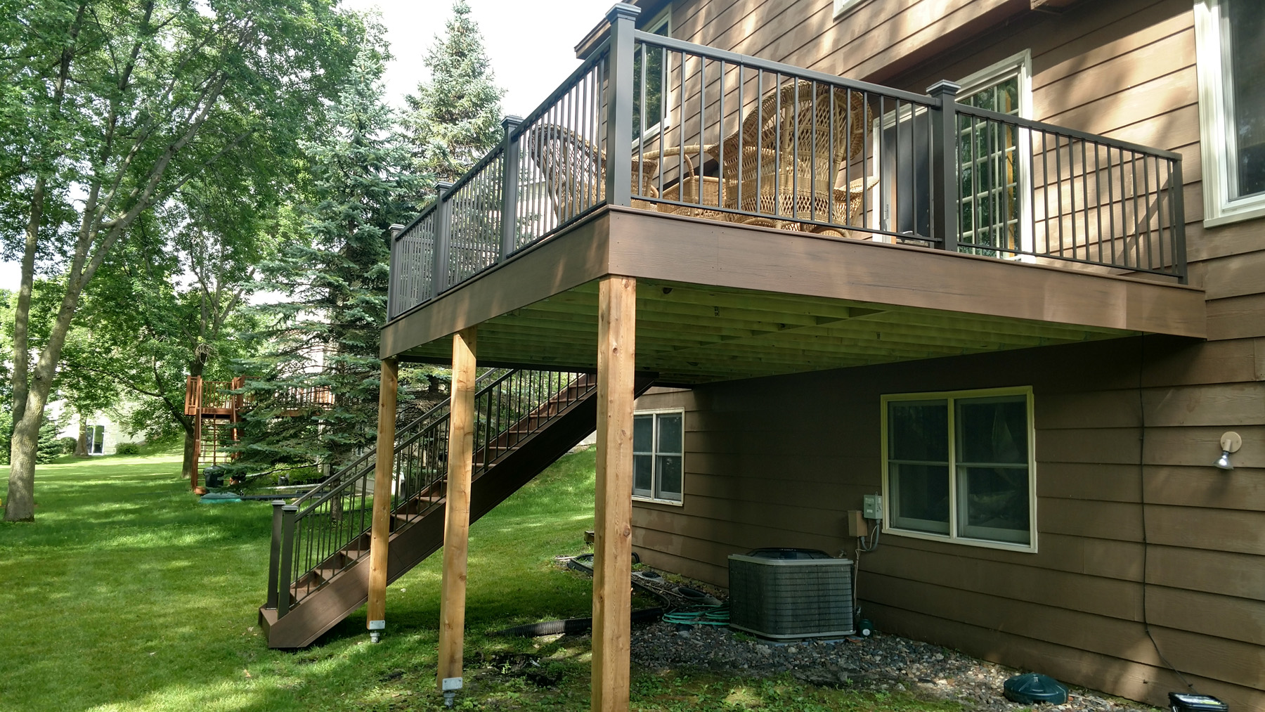 Shoreview Maintenance Free Deck