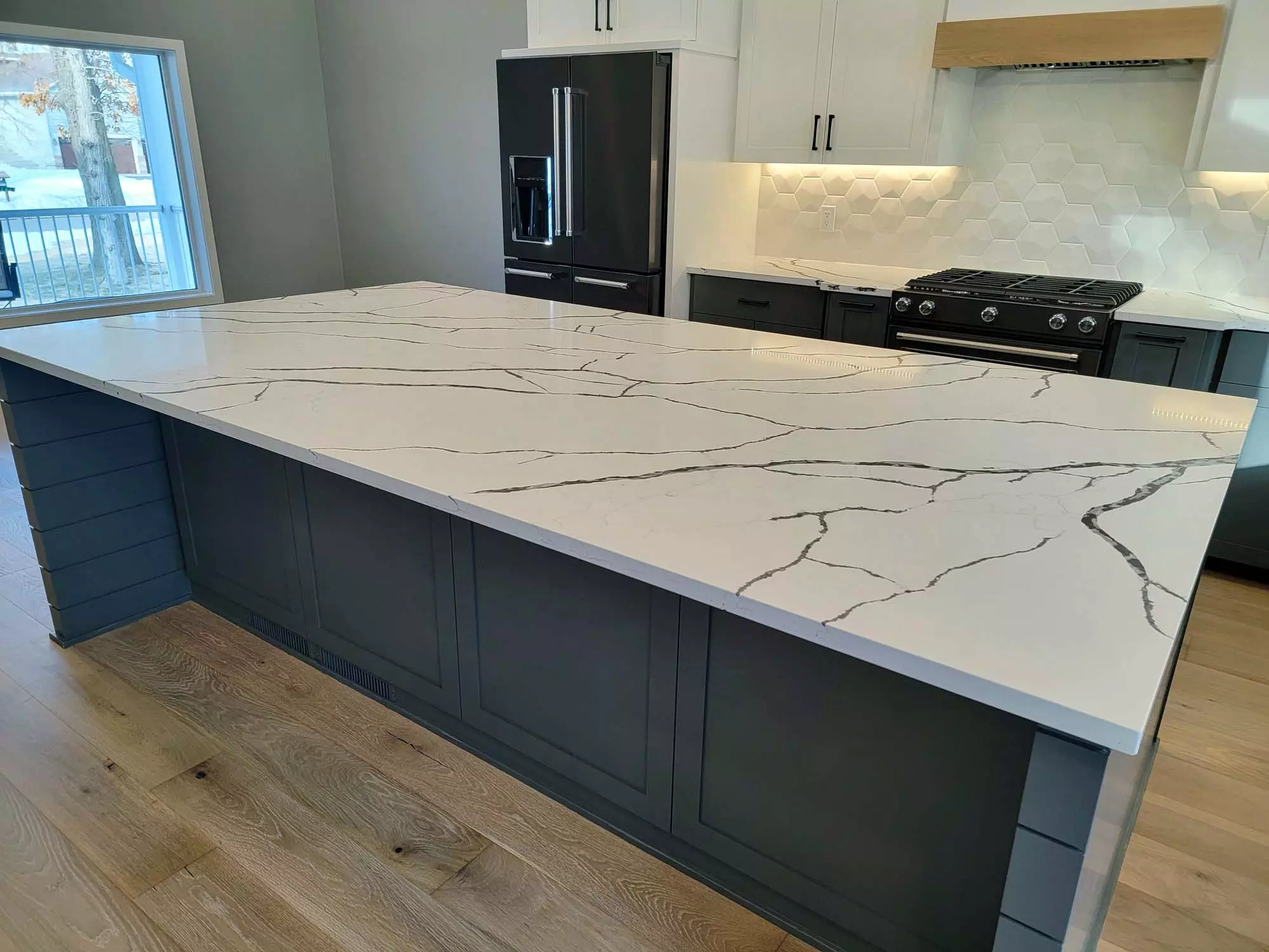 Quartz Counter tops kitchen Island