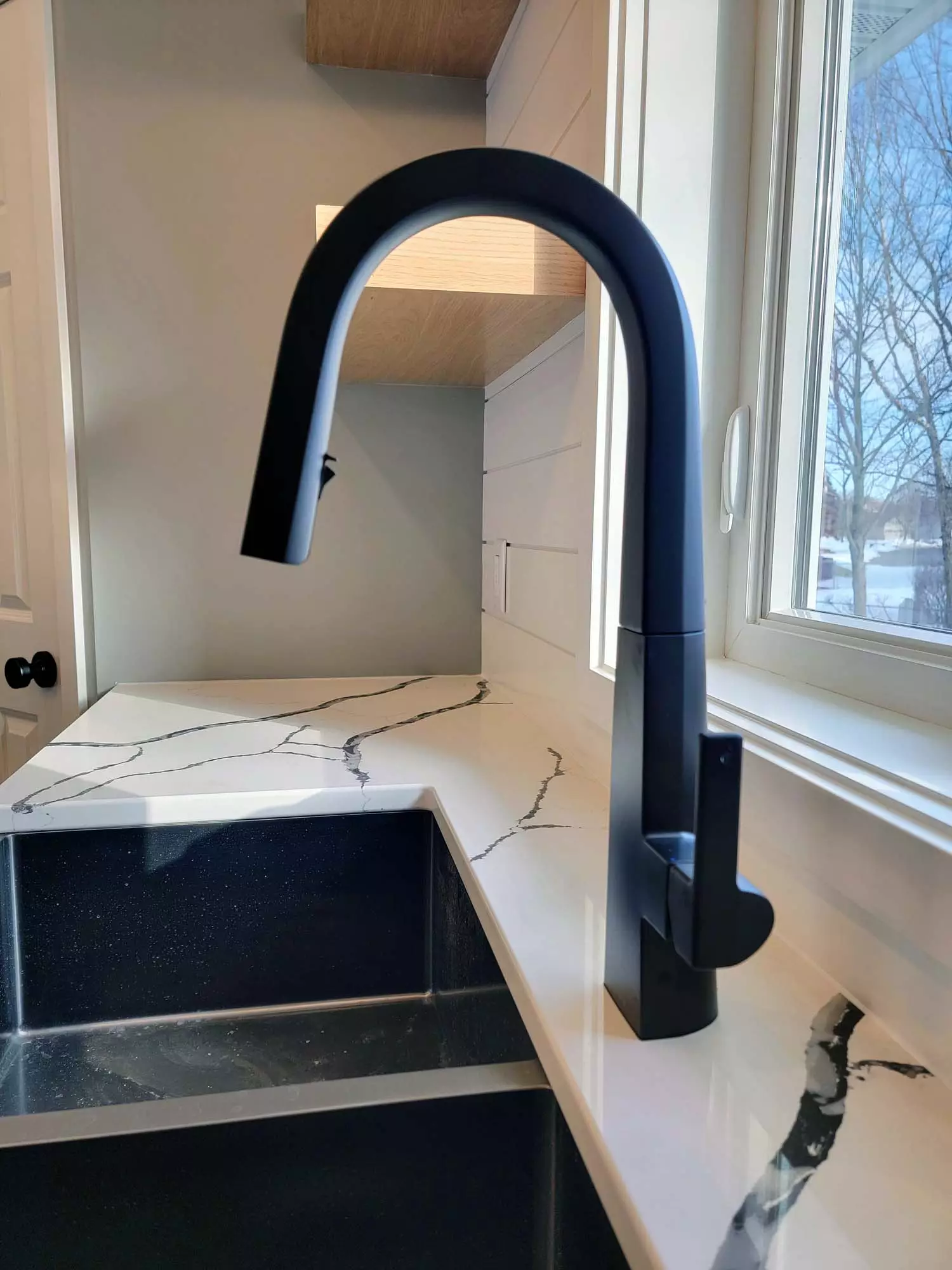 Black Fixtures