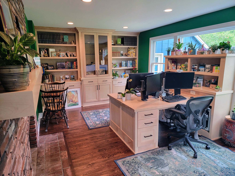 North Oaks Home Office Den