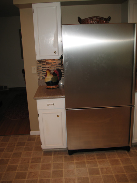 Kitchen Before Remodel - fridge to be replaced with 36″ built in fridge